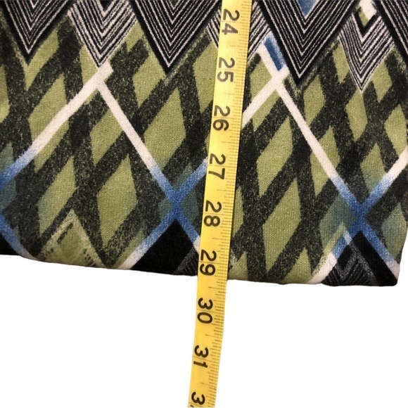 Charlotte Daniel Soft Multicolored Geo Design Infinity Scarf 29" - Picture 4 of 8